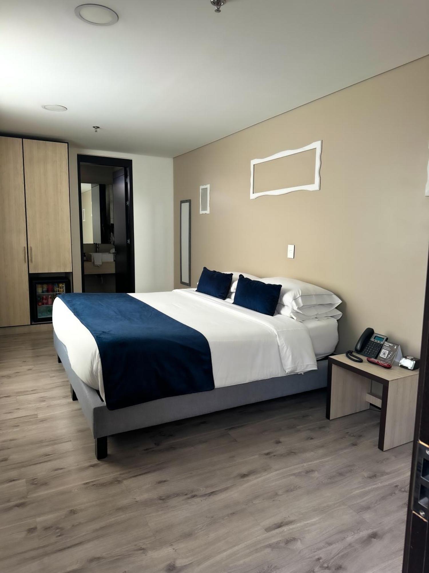 Hotel Wlh Silver Corferias Богота Екстер'єр фото
